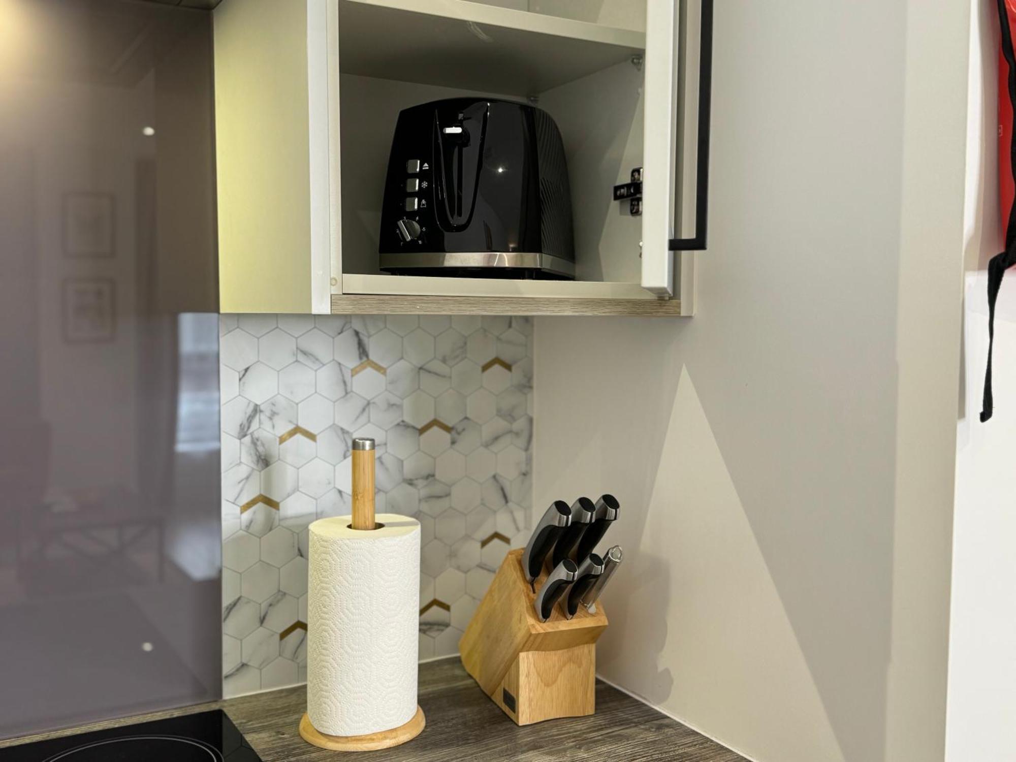 סווינדון Modern One-Bedroom Apartment מראה חיצוני תמונה