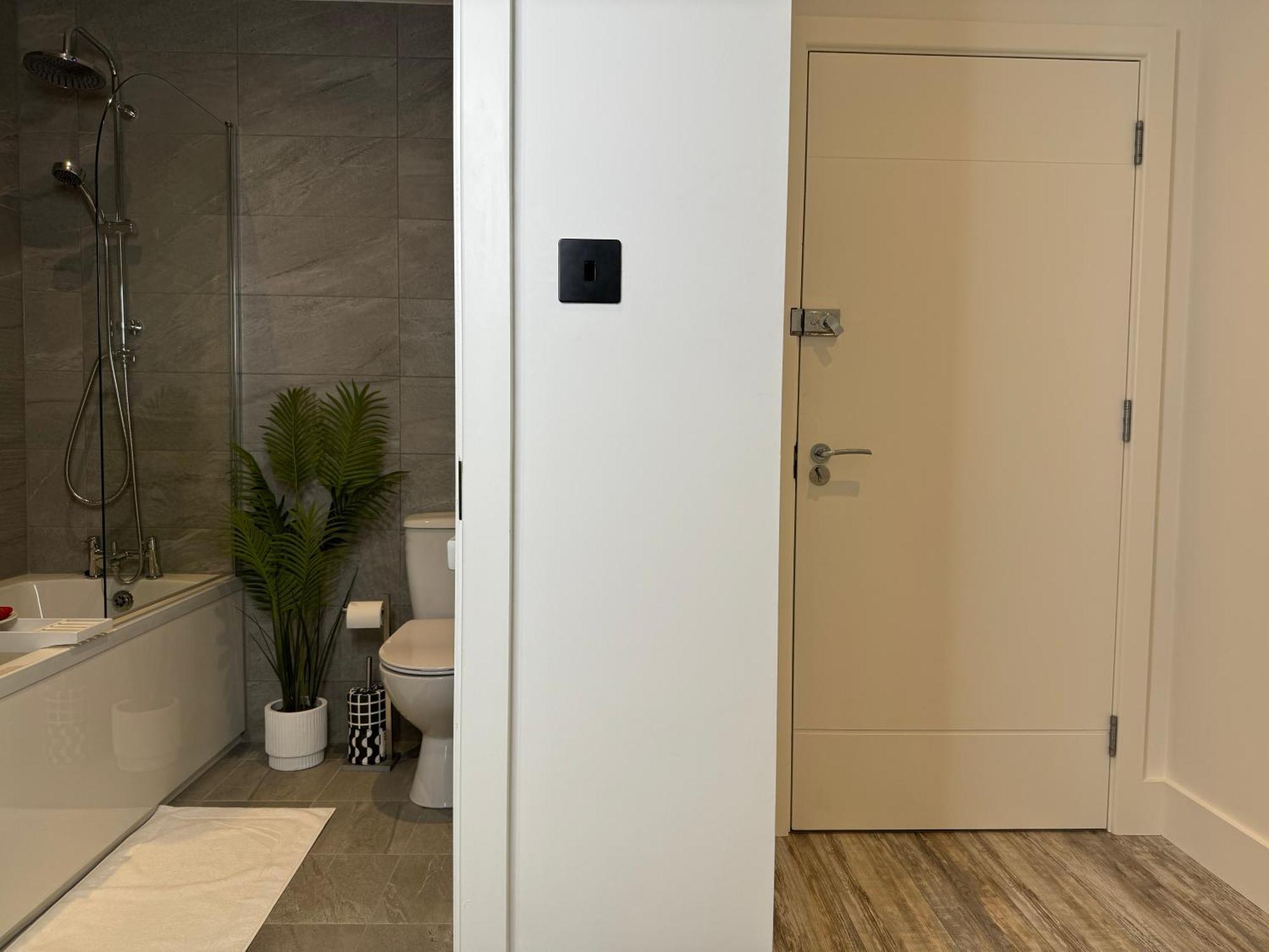 סווינדון Modern One-Bedroom Apartment מראה חיצוני תמונה